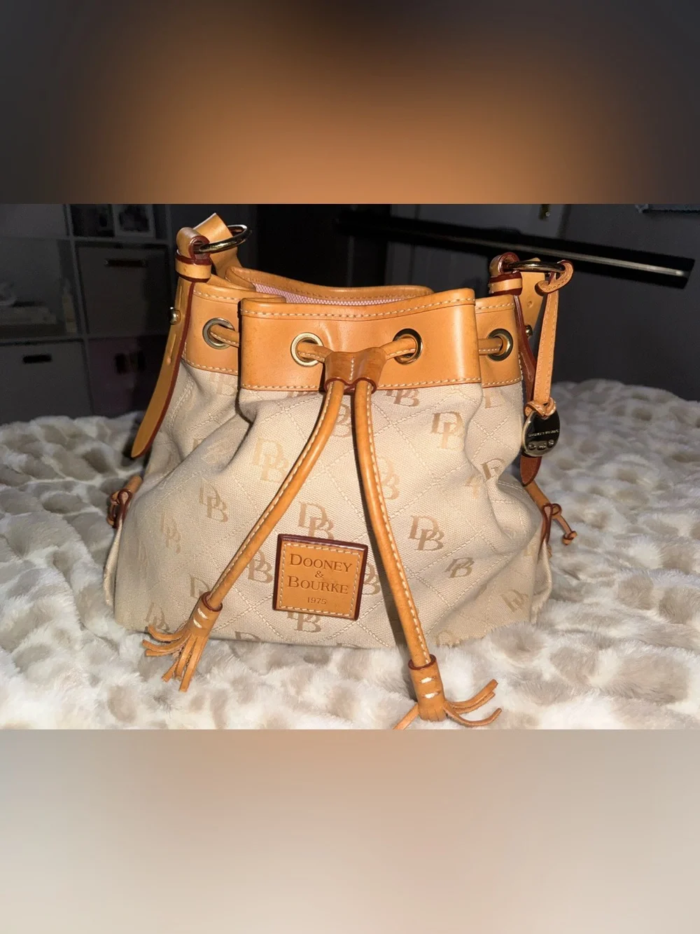 Dooney & Bourke Monogram Signature Drawstring Bucket Shoulder Bag Beige / Tan